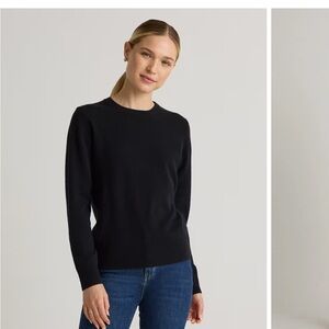 Quince Women's Black Crew Neck Sweater